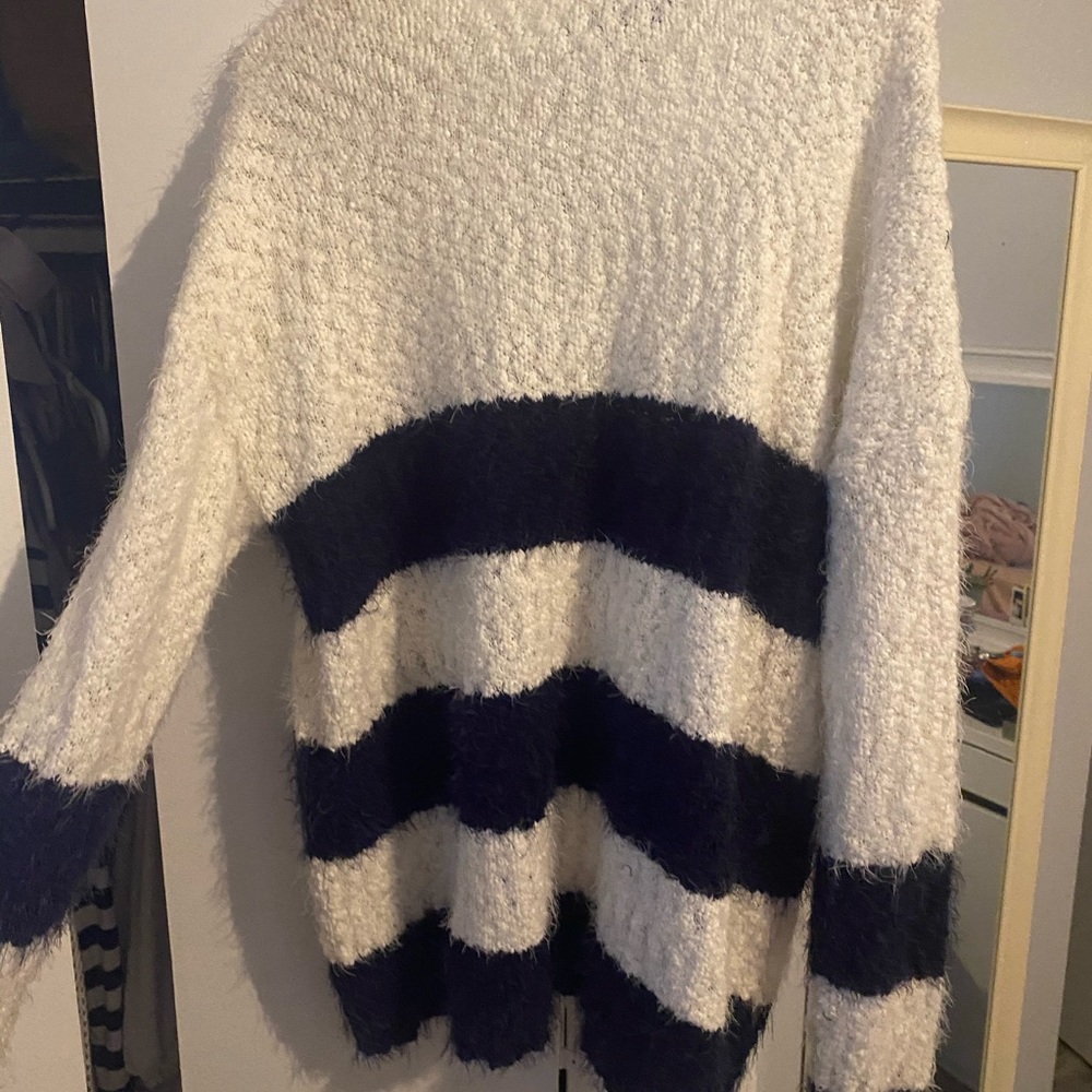 COZY SWEATER